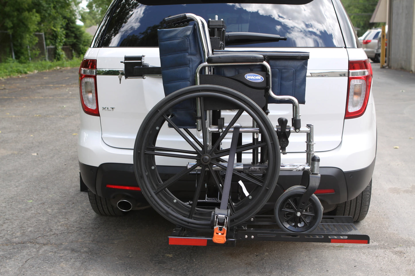 Wheelchair Carrier Electric Tilt N' Tote Powered Outside Folding Wheelchair Carrier